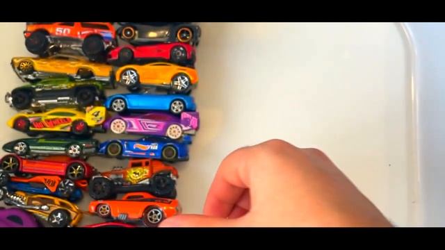 Box Full Of Model Car Jaguar, Nissan, Audi, Maserati, Peugeot, Volvo, Renault, Subaru, Lexus 2