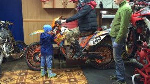 SAG. Настройка преднатяга амортизатора мотоцикла. Справится даже 5-летний ребенок Настройка преднатя