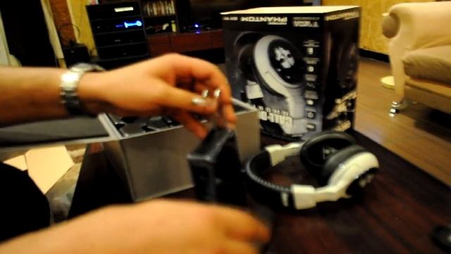 انبوقسينق سماعات Call Of Duty Ghosts: Phantom + قطعه التسجيل HDMI Splitter смотреть онлайн