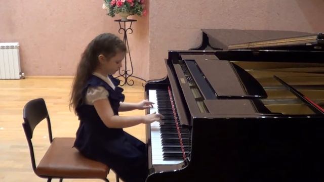 Василиса Биттель, 7 лет, " Контрданс" 00029 смотреть онлайн