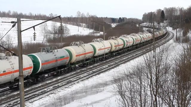 "Надувной"... ВЛ80С 1737 и 1736 с грузовым поездом на перегоне Дурово - Сафоново Московской жд. смотреть онлайн