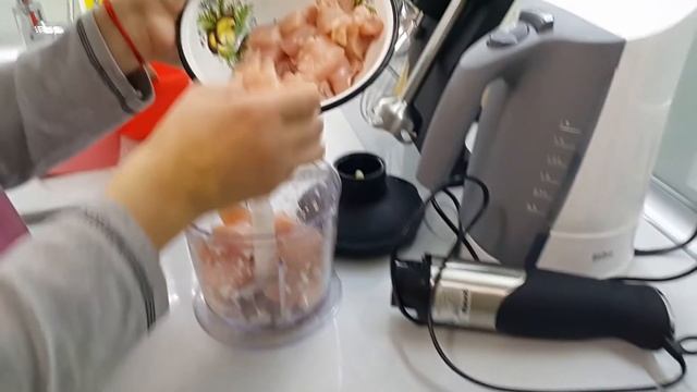 Испытание блендера Gorenje HBX884QE Рубим мясо в хлам!!! смотреть онлайн