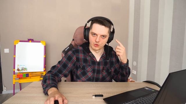 Китайский HyperX Cloud за 3500 рублей