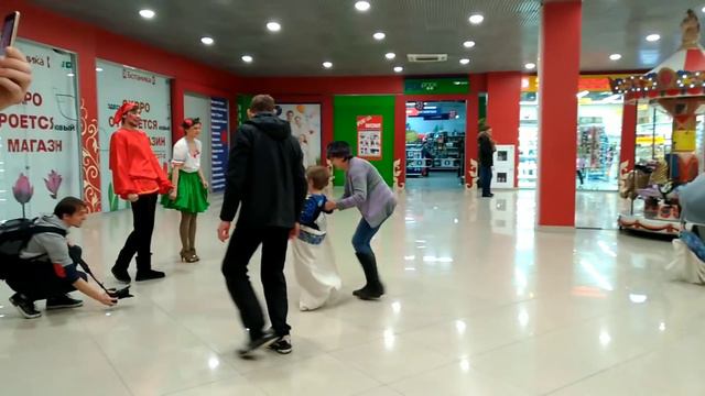 VLOG на улице/дети/болтаю смотреть онлайн