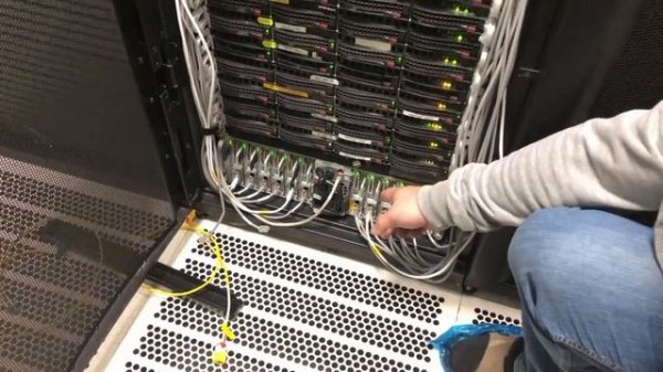 Экскурсия по Датацентру REG.RU / DataPro