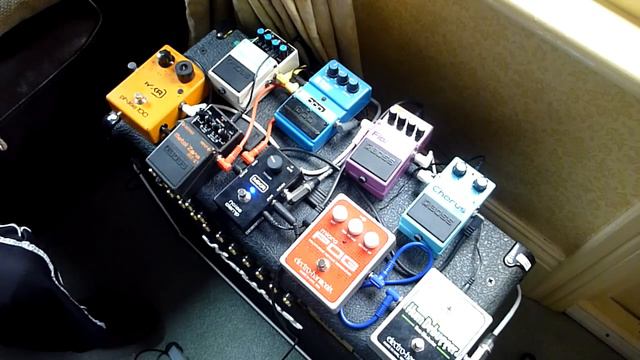 Blackmore Stratocaster Marshall JVM Hum Debugger and MXR Noise Clamp solutions смотреть онлайн