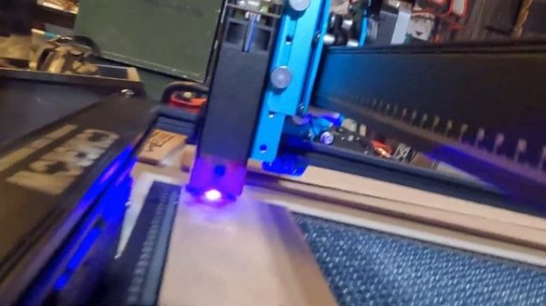 Comgrow - Laser engraving machine (not sponsored)