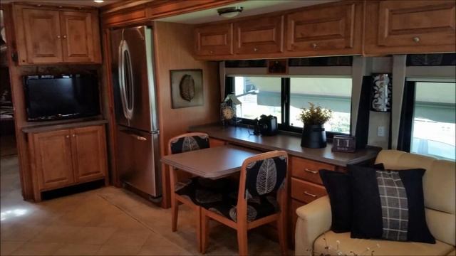 2010 Tiffin Phaeton 42QRH смотреть онлайн