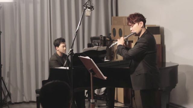 Sicilienne et Burlesque op.23 Flute and Piano - Alfredo Casella L'Flutist Duo Concert смотреть онлайн