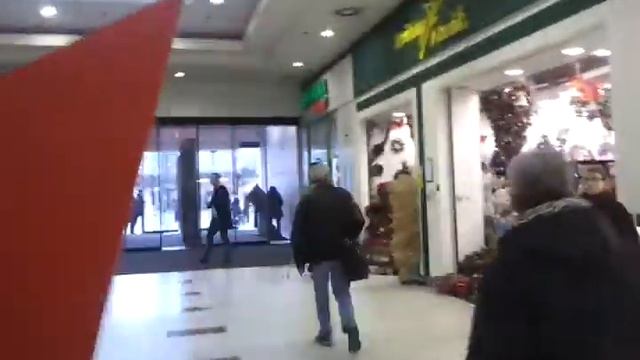 НОВАЯ ШКОДА ФАБИЯ В НОВОМ СМИХОВЕ НА АНДЕЛЕ В ПРАГЕ. смотреть онлайн
