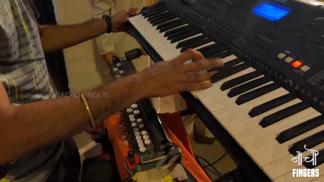 Mach Gaya Shor | Jogeshwari Beats | Dahi Handi Song | Banjo Cover | Nacho Fingers смотреть онлайн