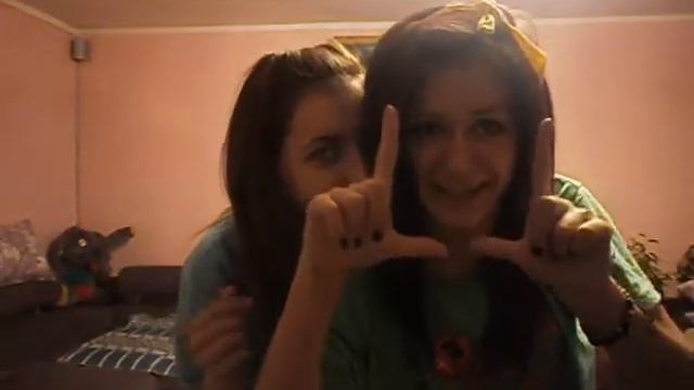 Весело , люблю эту дуру :D смотреть онлайн