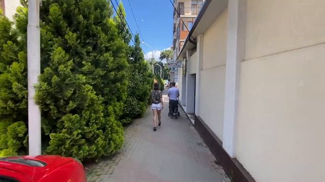 Однокомнатный номер с кухней от 3500 ₽ до моря 1 мин пешком смотреть онлайн