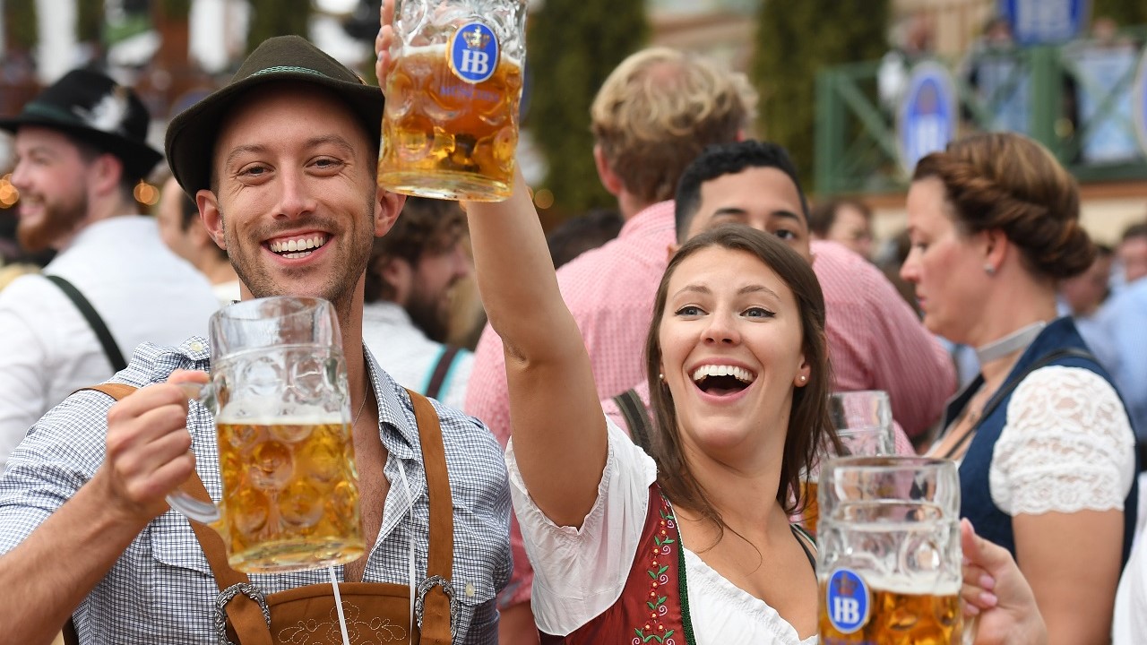 Рейтинг всех стран мира по количеству выпиваемого алкоголя. России нет даже в топ-15! смотреть онлайн