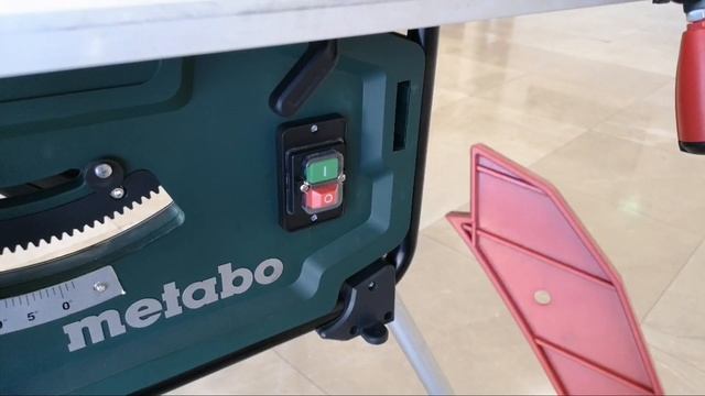 منشار الطاولة من ميتابو القابل للتعديل. تيبول سو (Metabo TS 254) смотреть онлайн