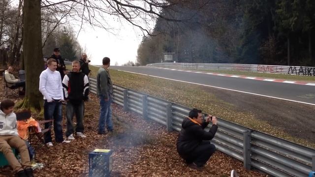 Nürburgring Nordschleife Karfreitag 2012 Eiskurve (Tanner Foust im Ford Raptor) смотреть онлайн