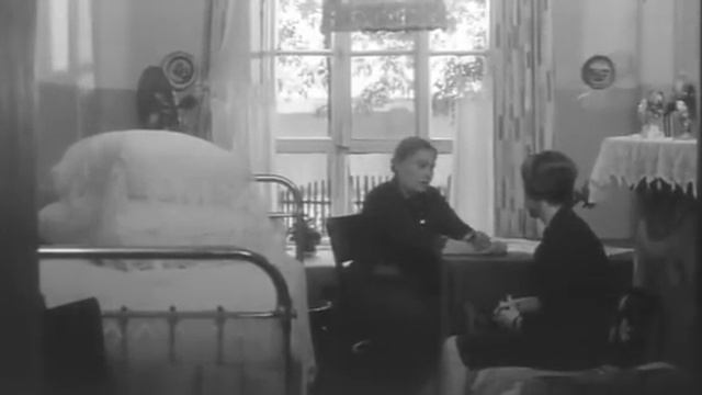 Л.Гурченко. Старые  стены