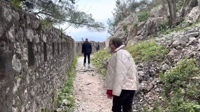 ОДИН ДЕНЬ ИЗ ЖИЗНИ В ЧЕРНОГОРИИ смотреть онлайн