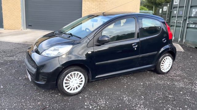 2010 PEUGEOT 107 URBAN 5 DOOR MANUAL PETROL 1.0 HATCHBACK £20 ROAD TAX + ULEZ COMPLIANT YH10FTT смотреть онлайн