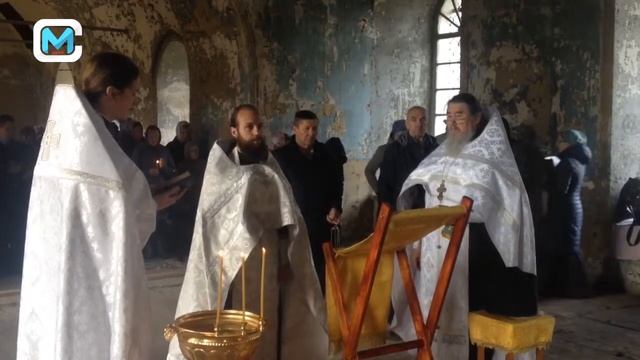 Молебен в храме смотреть онлайн