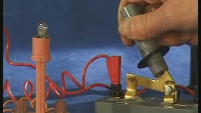 Опыты по физике. Энергия магнитного поля катушки смотреть онлайн