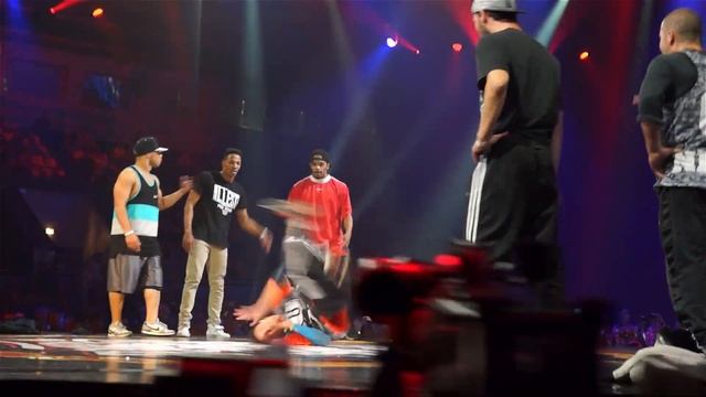 Team USA vs East Side BBoys (Burn Battle School 2014 - Crew Final) смотреть онлайн