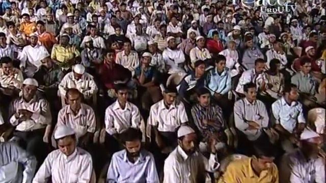 Muhammad (S.A.W.) Ka Zikr Mukhtalif Mazhabi Kitabon Mein (4/4) смотреть онлайн
