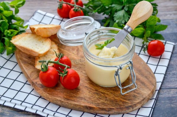 КАК ПРИГОТОВИТЬ ПЛАВЛЕНЫЙ СЫР ИЗ ТВОРОГА В ДОМАШНИХ УСЛОВИЯХ