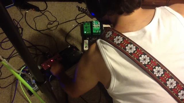 Harmony Central forum pedal: Le Octophant Octave Fuzz смотреть онлайн