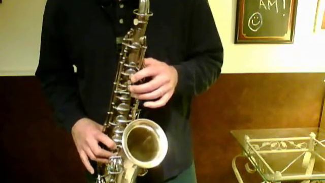 Conn Pan American Alto Sax.wmv смотреть онлайн