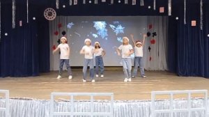 Новогодний танец "Новый год к нам мчится"  от #severdance филиал юг Москвы #начинающие #москва