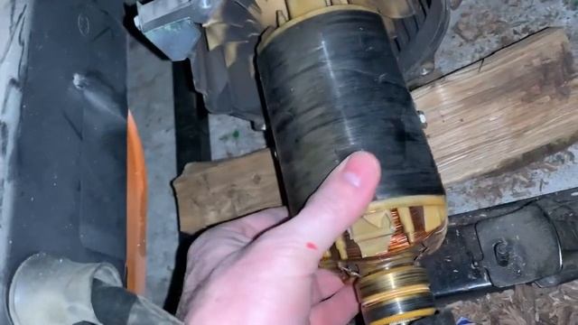 Как снять ротор , якорь с бензогенератора , дедовский способ!!!
