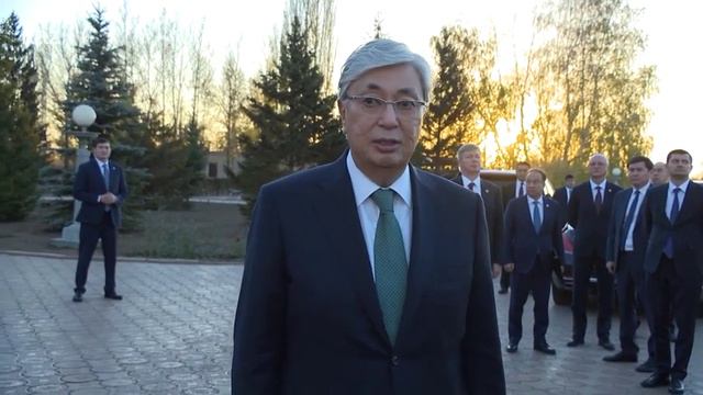 Президент Павлодар алюминий зауытының жұмысшыларымен әңгімелесті смотреть онлайн