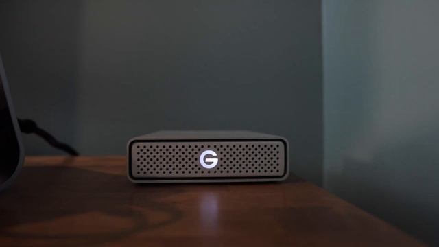 MINIMALIST HOME OFFICE | Jarvis Desk With Butcher Block Top