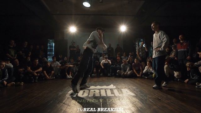Seven2Smoke at The Real Breakism feat. Grom, Vint, Zik, Muzhik, SpaceUp, Grin, Barmin Bars, Yarkiy смотреть онлайн