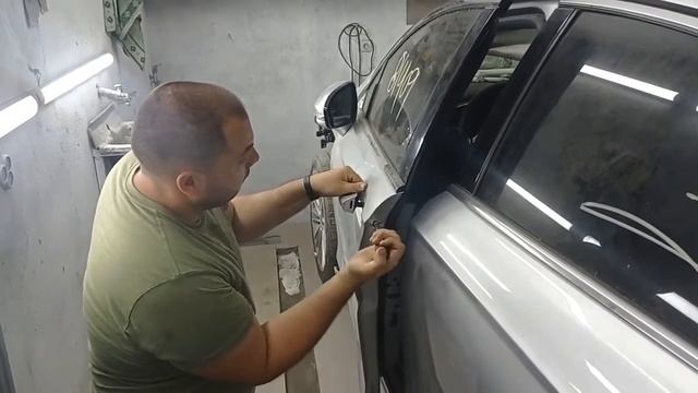 как снять дверную ручку на Ford fusion / форд фюжен смотреть онлайн