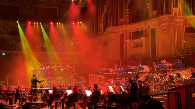 Crazy In Love by Beyoncé Symphonic Pop - Royal Philharmonic Orchestra смотреть онлайн