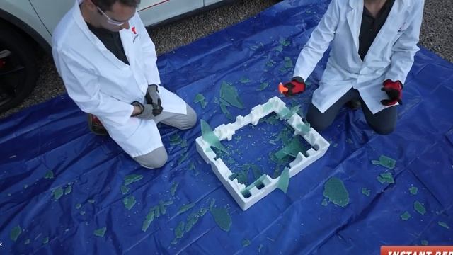 ¿Un TESLA hecho de VIDRIO? ¡Esta patente lo cambia todo! смотреть онлайн