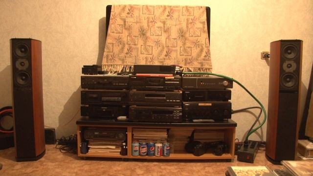 Аудиосистема: Cyrus CD 8x, Roksan Kandy K3, Jamo D590. Слушаем - Sixpence None The Richer Аудиофили смотреть онлайн