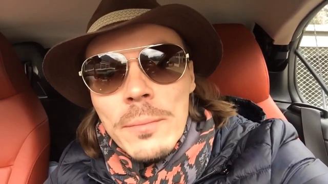 =Сергей Симонов. Почему я получаю удовольствие от оскорблений в комментариях. КАЙФУЮ= смотреть онлайн