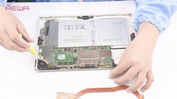 Microsoft Surface Pro 4 Display & Battery Replacement