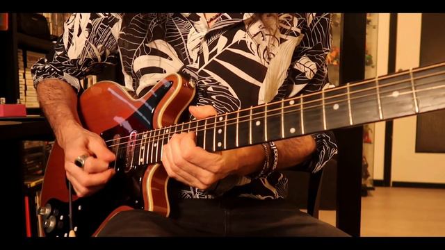 A kind of magic guitar cover Queen Brian May смотреть онлайн