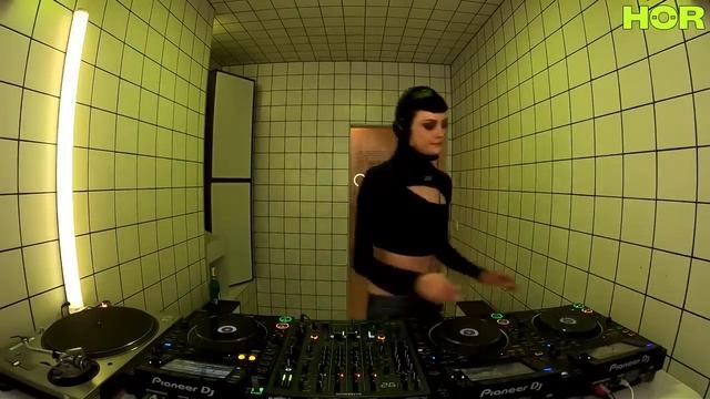 SPFDJ / April 2 / 6pm-7pm смотреть онлайн