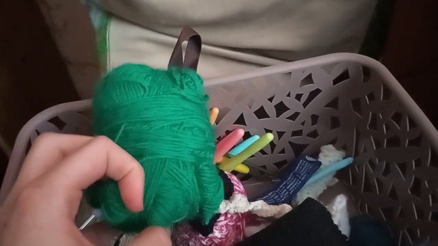 новое видео, ура! /ЧТО НАХОДИТСЯ В МОËМ ЯЩИКЕ? /тгк- 🐶Sheri_Vlog❤ смотреть онлайн