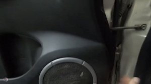 Снятие дверной карты Suzuki Grand Vitara