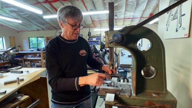 Custom Aermacchi Clip-On Handlebars with Paul Brodie смотреть онлайн