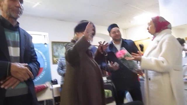 17.10.2022 В АНО Добрый мир для всех пришёл Верховный муфтий России Талгат Таджуддин MVI 2687 смотреть онлайн