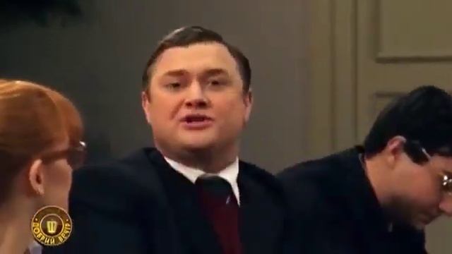 В каждой компании есть такой человек(Подлиза Боссу) смотреть онлайн