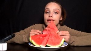 АСМР Арбуз ? Итинг, поедание, мукбанг | ASMR EATING Juicy Watermelon Mukbang