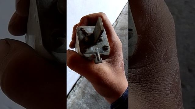 Распределительный Эл ,щит с предохранителями 380 Вт смотреть онлайн